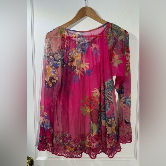 New with tags JOHNNY WAS Mazzy Floral Print Contrast Embroidered Mesh Top - Picture 6 of 6